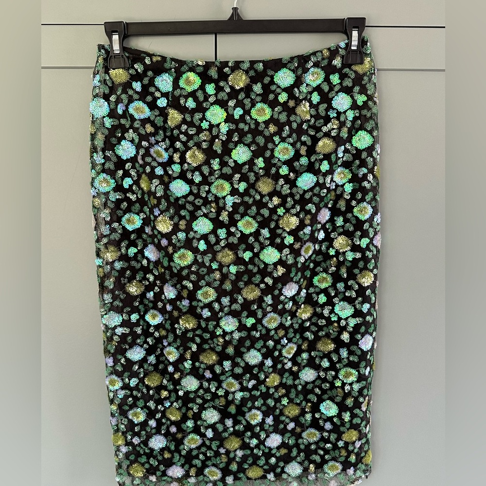 Floral pattern skirt